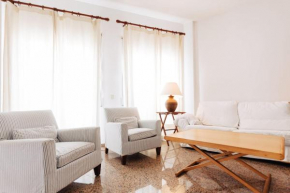 Tamariu Foraió- 3 floor townhouse 80m from the beach!